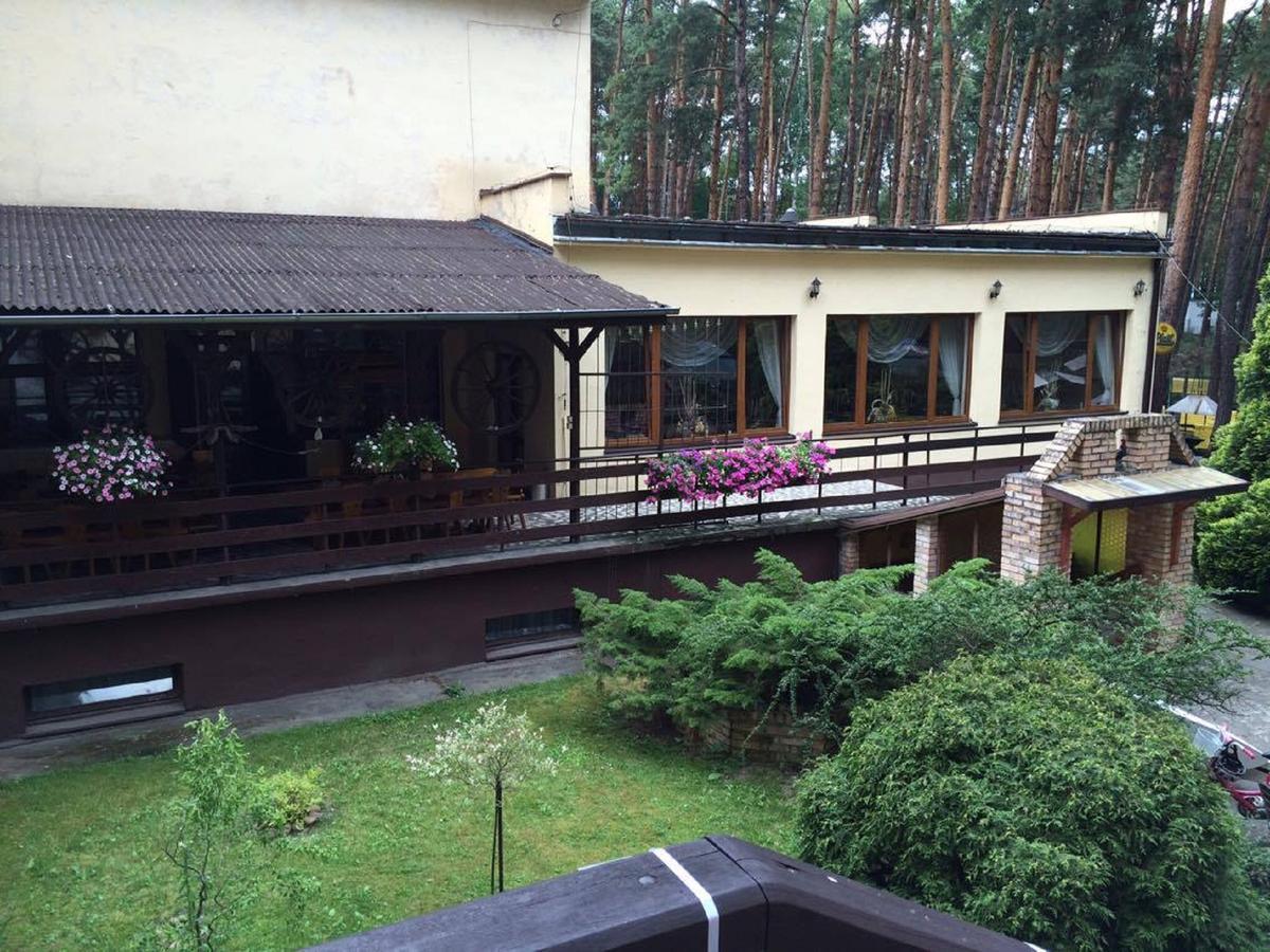 Hotel Peters à Turawa Extérieur photo